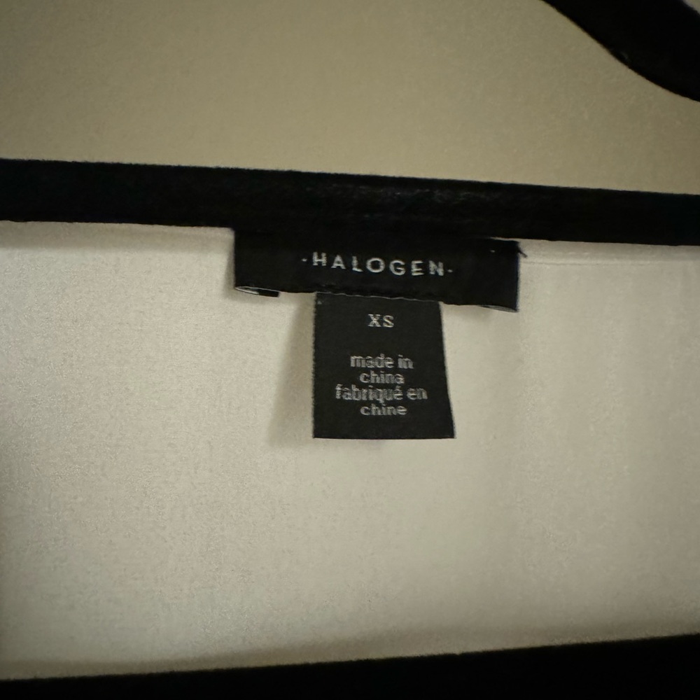 Halogen Blouse - Picture 4 of 4